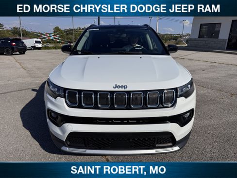 Certified 2022 Jeep Compass Limited image 2
