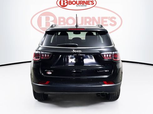 Used 2021 Jeep Compass Limited w/ Sun and Sound Group AWD/4WD image 11