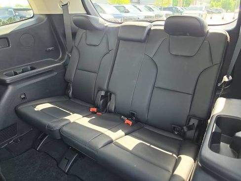 Certified 2024 Kia Telluride S w/ S Sunroof Package FWD image 12