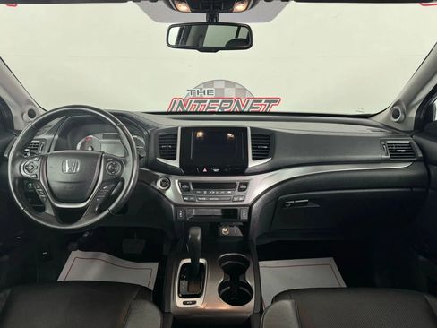 Used 2019 Honda Ridgeline RTL-T image 11