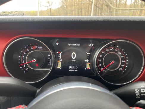 Used 2020 Jeep Wrangler Rubicon w/ LED Lighting Group AWD/4WD image 9