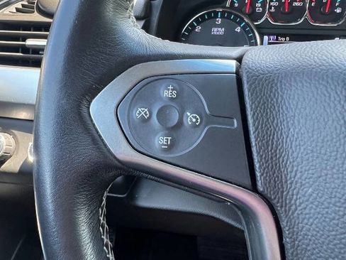 Used 2020 Chevrolet Suburban LS w/ Skid Plate Package image 21