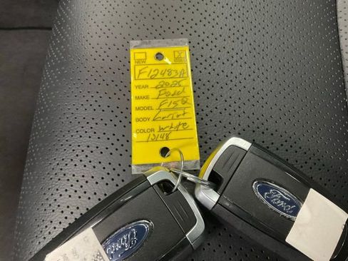 Used 2025 Ford F150 Lariat AWD/4WD image 16