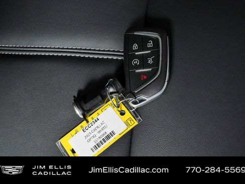Used 2025 Cadillac Optiq Luxury 1 AWD/4WD image 25