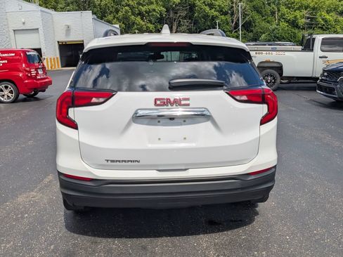 Used 2021 GMC Terrain SLE w/ Driver Convenience Package FWD image 6