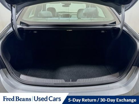 Used 2024 Chevrolet Malibu LT FWD image 31