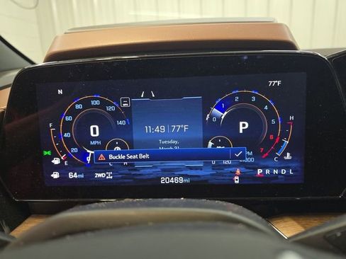 Used 2025 Chevrolet Tahoe High Country image 9