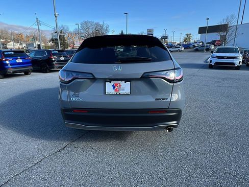 Certified 2024 Honda HR-V Sport image 5