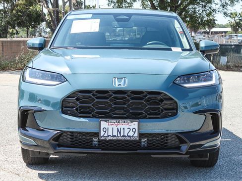Certified 2024 Honda HR-V EX-L image 2