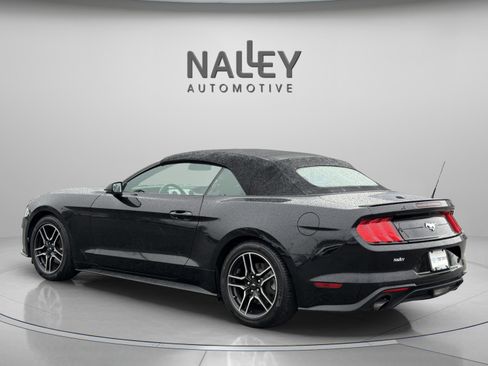 Used 2020 Ford Mustang Premium image 4