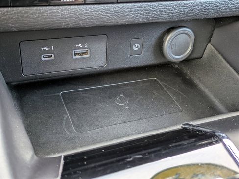 Used 2024 Mitsubishi Outlander SE image 23