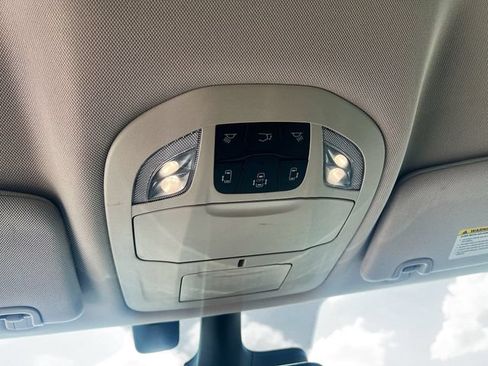 Used 2022 Chrysler Pacifica Touring-L FWD image 20