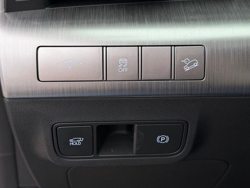 Certified 2024 Hyundai Kona Limited image 22