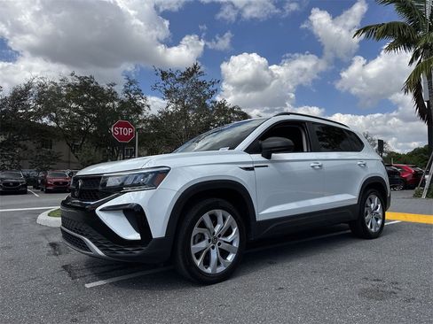 Used 2023 Volkswagen Taos S image 29