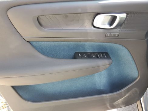 Certified 2023 Volvo C40 P8 Recharge Plus AWD/4WD image 19