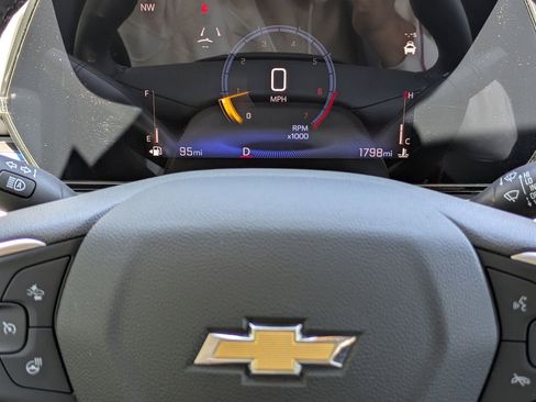 Used 2026 Chevrolet Trax LT w/ Driver Confidence Package image 27