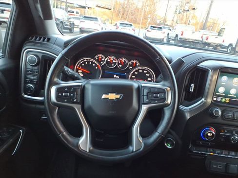 Used 2021 Chevrolet Silverado 1500 LT image 15