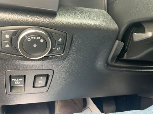 Used 2019 Ford F150 XLT w/ Equipment Group 302A Luxury image 13