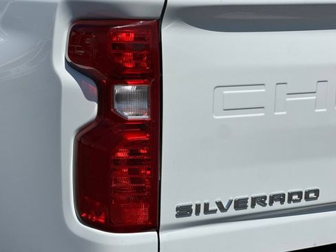 Used 2025 Chevrolet Silverado 2500 LT AWD/4WD image 26