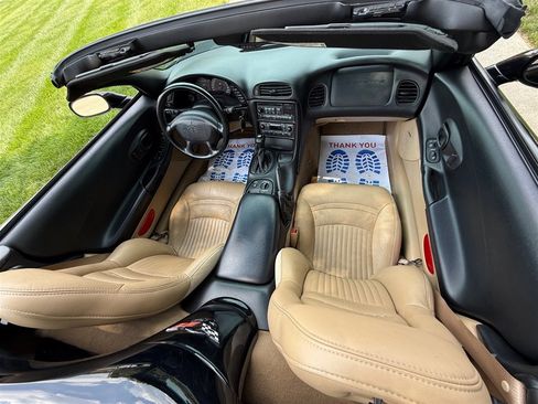 Used 2002 Chevrolet Corvette Convertible w/ Preferred Equipment Group1 image 54