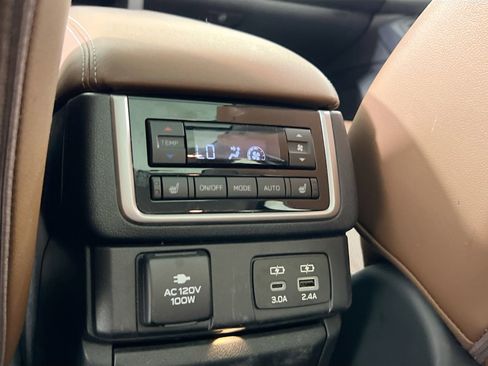 Used 2023 Subaru Ascent Touring AWD/4WD image 27