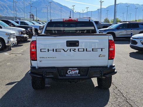 Used 2022 Chevrolet Colorado ZR2 w/ Colorado ZR2 Bison Edition AWD/4WD image 4
