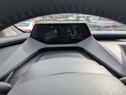 Used 2025 Toyota Prius LE image 16