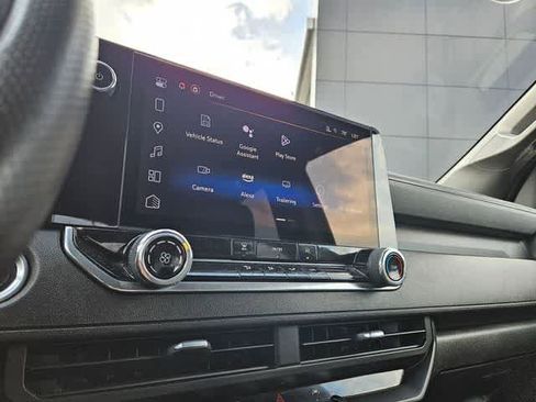 Used 2024 Chevrolet Colorado W/T image 26