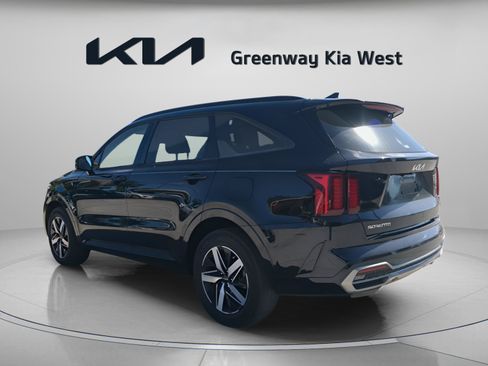 Used 2023 Kia Sorento S FWD image 6
