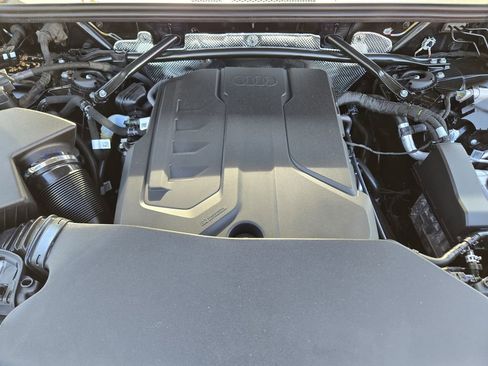 New 2025 Audi Q5 Prestige image 34
