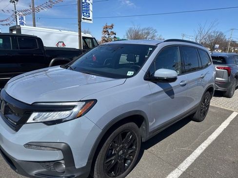 Used 2022 Honda Pilot Black Edition image 1