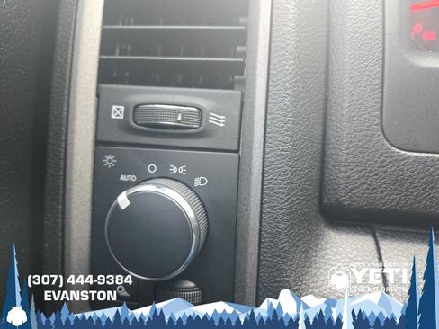 Used 2022 RAM 1500 4x4 Crew Cab Classic w/ Protection Group image 26