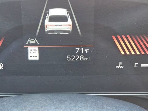 Used 2025 Kia K4 FWD image 36
