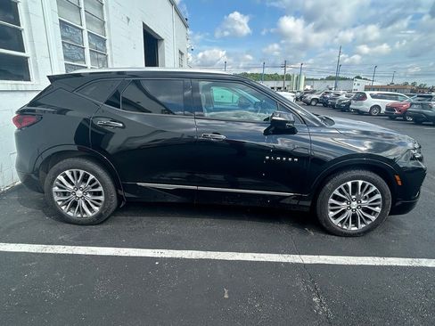 Used 2020 Chevrolet Blazer Premier w/ Driver Confidence II Package AWD/4WD image 4