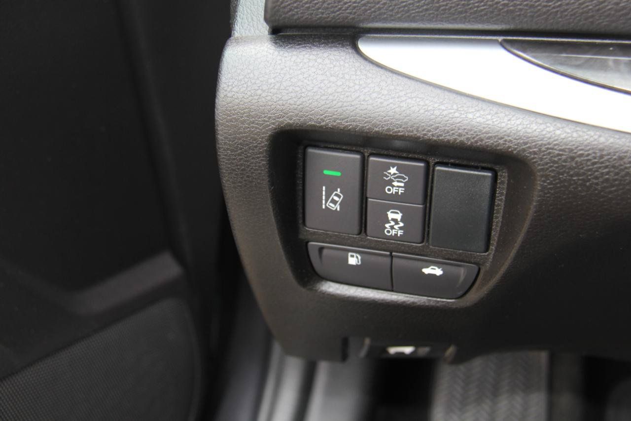 Used 2020 Acura TLX FWD image 18