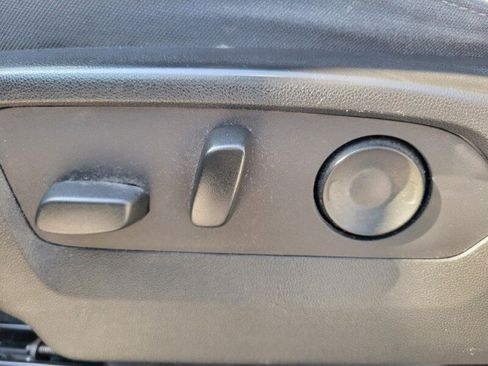 Used 2021 Chevrolet Tahoe LS RWD image 10