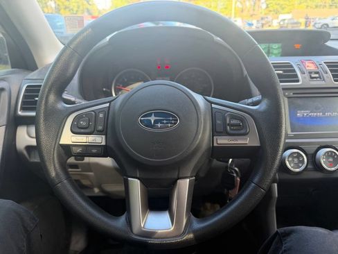 Used 2017 Subaru Forester 2.5i w/ Alloy Wheel Package AWD/4WD image 15