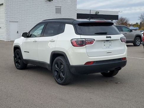 Used 2021 Jeep Compass Latitude image 4