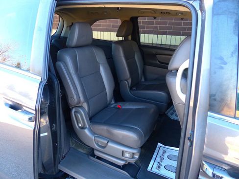 Used 2016 Honda Odyssey EX-L image 48