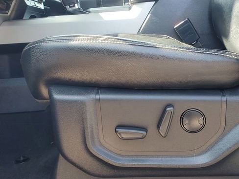 Used 2020 Ford F150 Lariat image 6