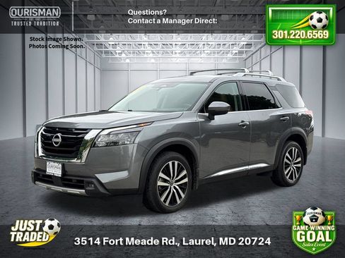 Used 2025 Nissan Pathfinder Platinum w/ Cargo Package AWD/4WD image 4