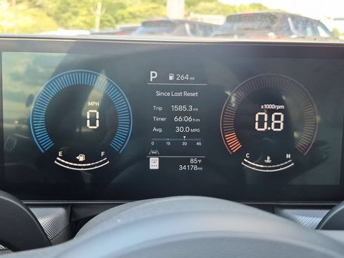 Used 2025 Hyundai Sonata SEL FWD image 16