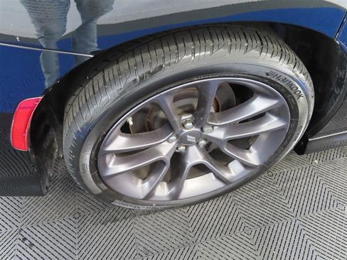 Used 2023 Dodge Charger Scat Pack w/ Plus Group RWD image 8