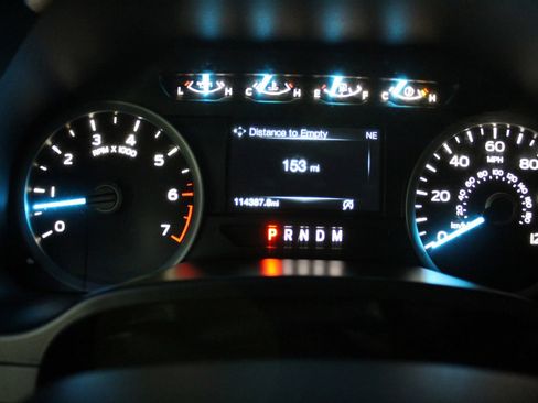 Used 2018 Ford F150 XLT w/ Equipment Group 302A Luxury AWD/4WD image 14