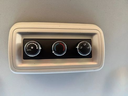 Used 2012 Dodge Journey SXT w/ Safe & Sound Pkg image 24