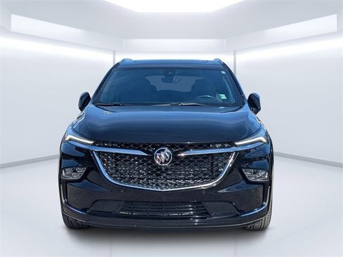 Used 2023 Buick Enclave Avenir w/ Avenir Technology Package image 8