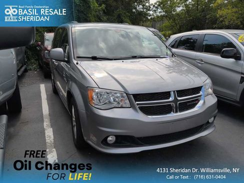 Used 2019 Dodge Grand Caravan SXT FWD image 1