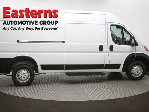 Used 2023 RAM ProMaster 3500 w/ Driver Convenience Group image 42