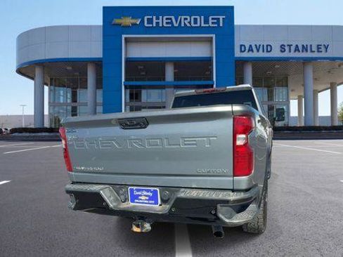 Used 2024 Chevrolet Silverado 2500 Custom w/ Custom Value Package AWD/4WD image 8