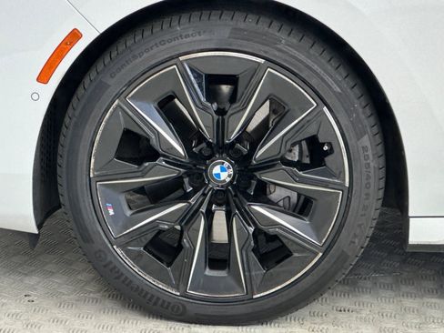 Used 2023 BMW 740i RWD image 13